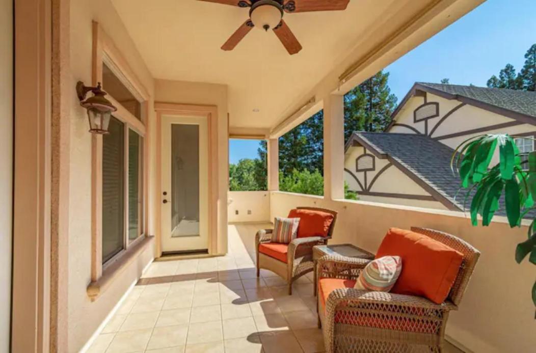 Private Master Suite With Sauna And Bathtub フェアオークス  エクステリア 写真